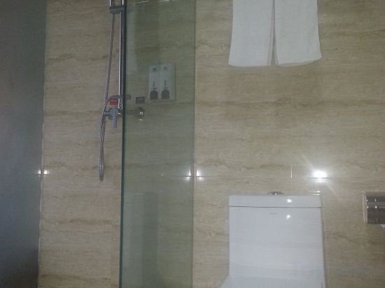 Others 2, Ambassador Hotel (Wudangshan Flagship), Shiyan