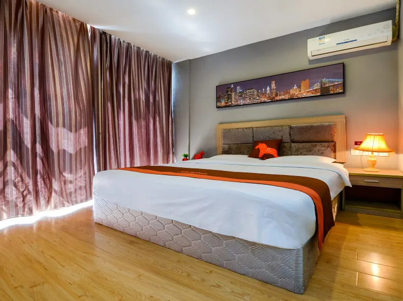 Junyi Chain Hotel (Chongqing Nanping Wanda Plaza)