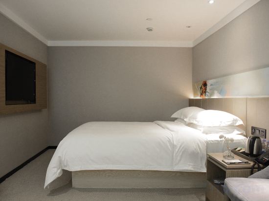Wassim R Hotel Room Type - Discount Double Room