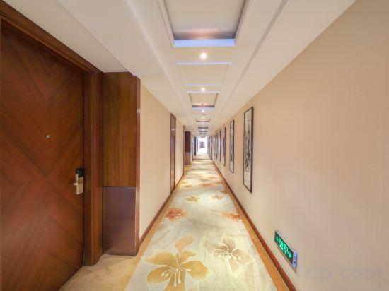Others 3, Tang Dynasty Hotel, Yan'an