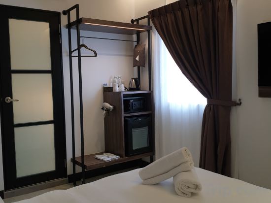 Styles Hotel Room Type - Deluxe Double Room