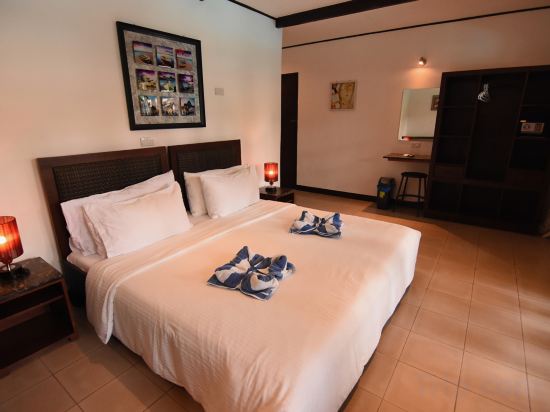 Pyramid Resort Room Type - Deluxe Room