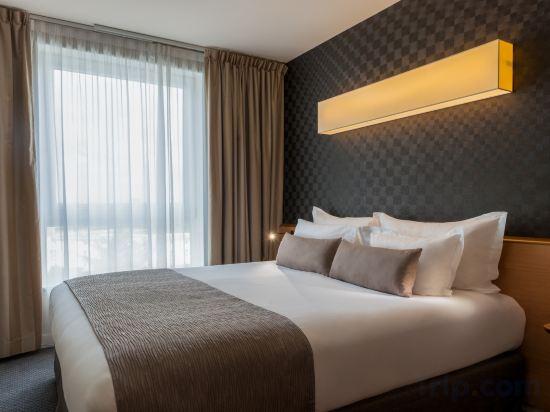 BEST WESTERN PLUS PARIS SACLAY Room Type - Family Room