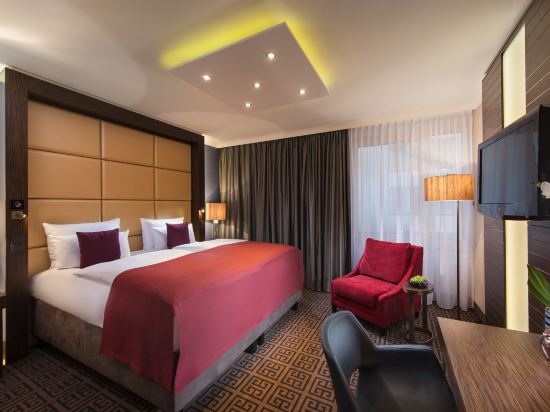 Hotel Palace Berlin Room Type - Business Room