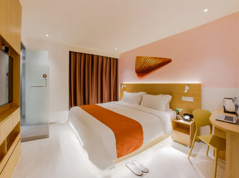 Pod Select Hotel (Shanghai Shuichan West Road Pedestrian Street)