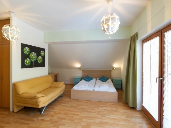 Hotel Garni Pod Skalkou Room Type - Apartment with Balcony