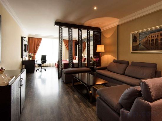 Best Western Plus Doha Room Type - Deluxe Room