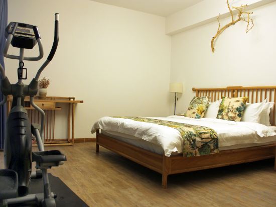 A Tree Hostel Room Type - Light Luxury Two-Bedroom Terrace Family Suite