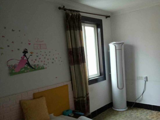 Others 4, Haitian Hostel, Shanghai