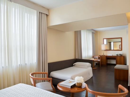 Starhotels Business Palace Room Type - Superior Triple Room