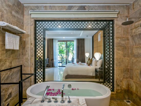 Hoi An Emotion Boutique Villa - Tap to explore photos