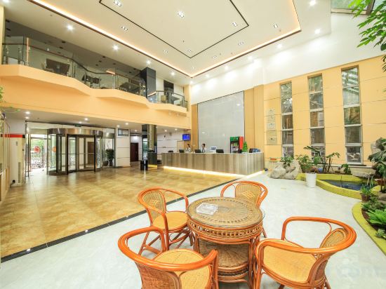 Others 4, 7 Days Premium Hotel (Jinan Shanda Second Hospital Red Star Macalline Shandong No.1), Jinan
