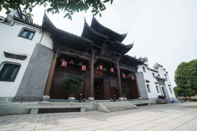 Yiwu GINLAN JIA Shuanglin Jingshe