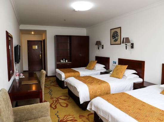 Longqun Resort Room Type - Premium Triple Room