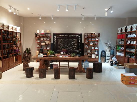 Others 3, Marvelous Land Hotel, Pu'er