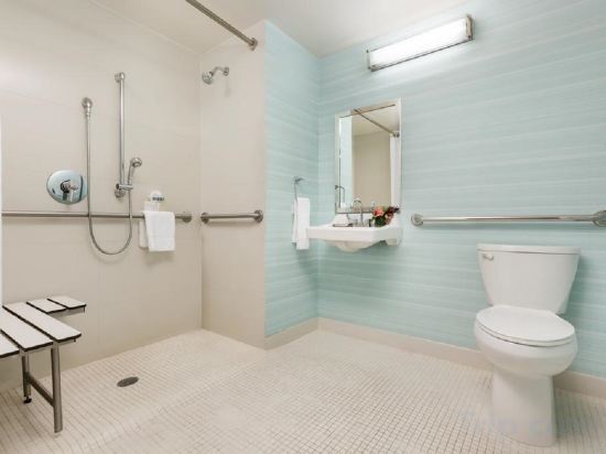 Aura Hotel Times Square Room Type - Superior Queen Room