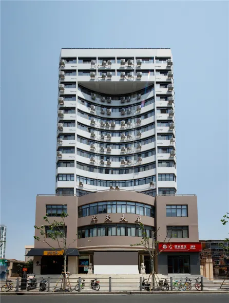 CJIA Apartment (Zhongxing Road Subway Station Branch Shanghai)