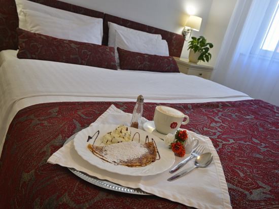 Hotel Suite Home Prague Room Type - Standard Suite