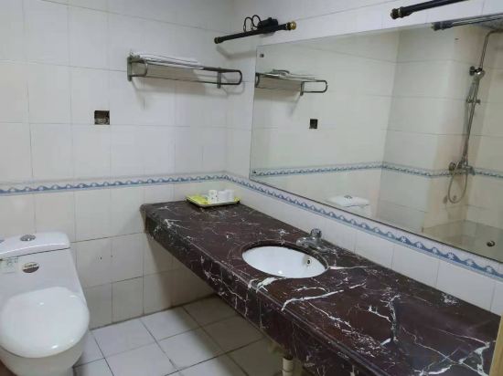 Others 5, Mengyin Youyue Hotel, Linyi
