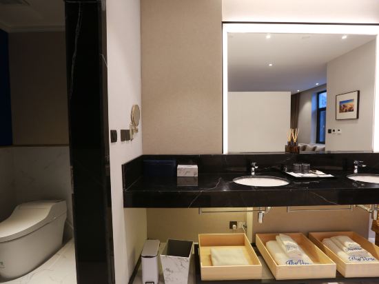 Beijing The Verse B&B (Huairou'an 4th Road) - Tap to explore photos