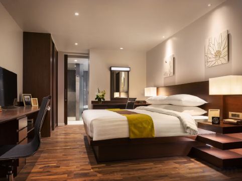 Hotel Emion Phnom Penh Room Type - 2 Bedrooms Suite Hotel Emion Phnom Penh Room Type - 2 Bedrooms Suite