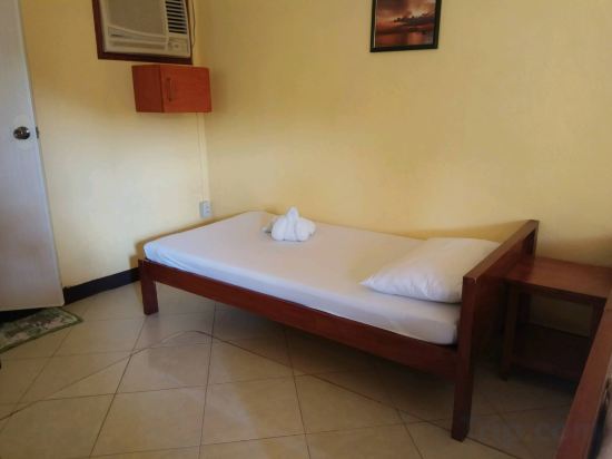 Blue Abyss Resort Room Type - Family Room