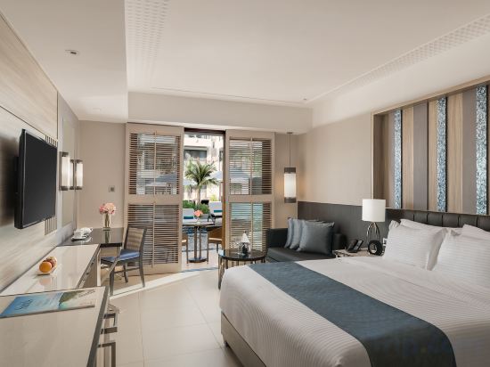 Henann Palm Beach Resort Room Type - Premier Room with Pool Access