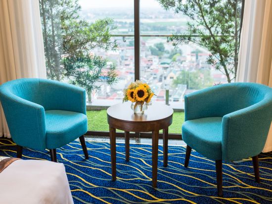 Phoenix Resort Bac Ninh - Tap to explore photos