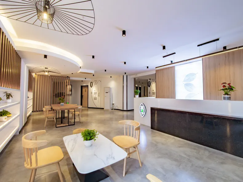 青季酒店（海口騎樓老街南亞廣場店）