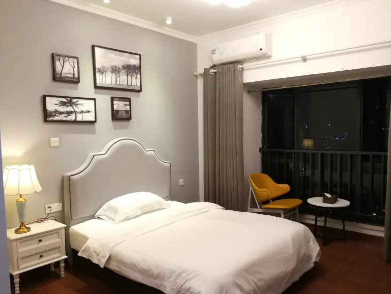 Roomme Yousu Apartment (Guangzhou Pazhou Exhibition Center Wanshengwei Subway Station)