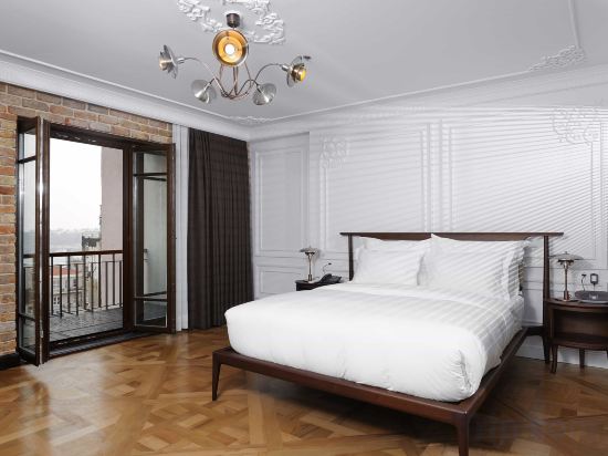 Georges Hotel Galata Room Type - Deluxe Double Room with Balcony and Sea View Georges Hotel Galata Room Type - Deluxe Double Room with Balcony and Sea View