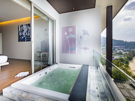 Cape Sienna Gourmet Hotel & Villas - Tap to explore photos