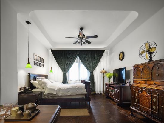 Memory Hotel Room Type - Executive Room (Double Bed)