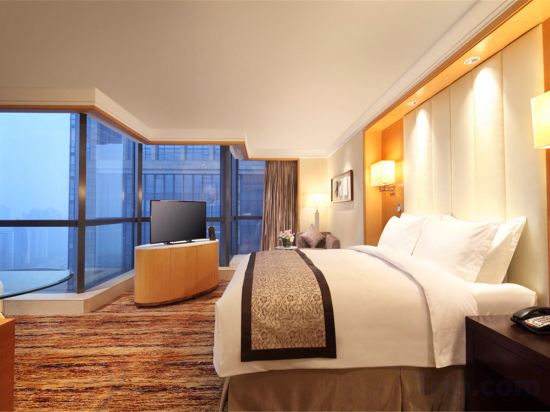 DoubleTree by Hilton Hotel Wuhu Room Type - PREMIER EXECUTIVE ROOM