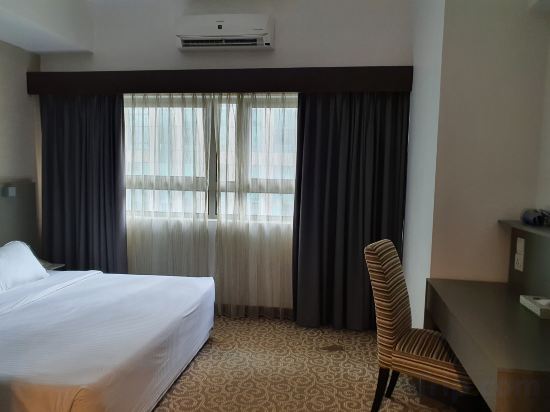 Crown Regency Serviced Suites Room Type - Princess Junior Two Bedroom Suite Crown Regency Serviced Suites Room Type - Princess Junior Two Bedroom Suite