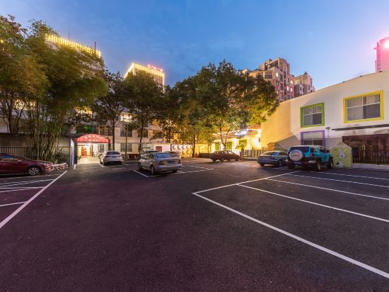 Others 4, Freedom Hotel (Yichang Binjiang Wanda Tourist Center), Yichang