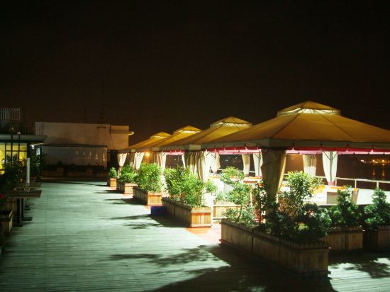 Others 3, Yijiangnan Hotel