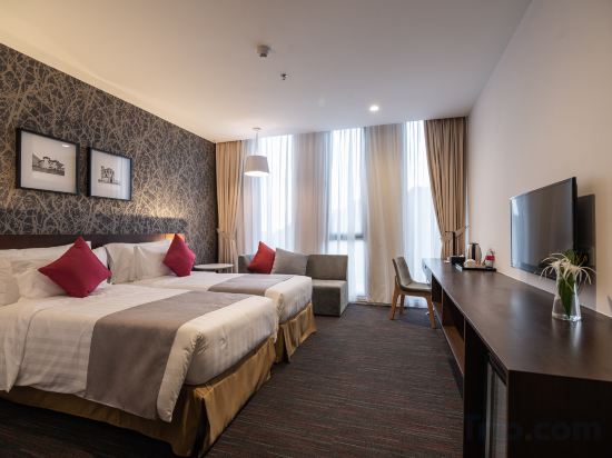 Ramada by Wyndham Meridin Johor Bahru Room Type - Deluxe Room - East 