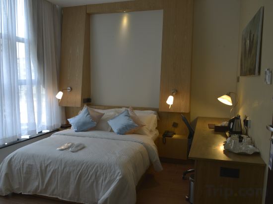 La Maison Royale - Westlands Room Type - Standard Double/Twin