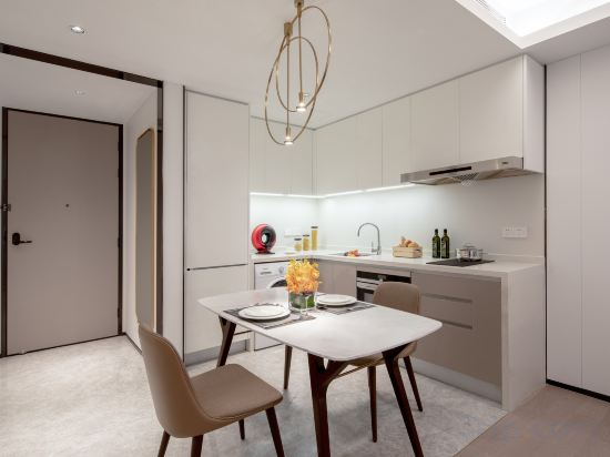 Ascott Raffles City Chongqing Room Type - One-Bedroom Deluxe (Separate Living Room + Fully Equipped Kitchen + Washer-Dryer) Ascott Raffles City Chongqing Room Type - One-Bedroom Deluxe (Separate Living Room + Fully Equipped Kitchen + Washer-Dryer)