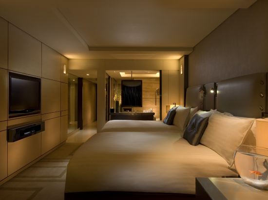 Hilton Beijing Wangfujing - Tap to explore photos