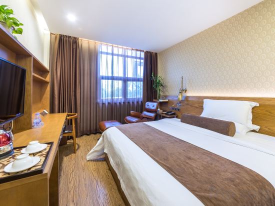 COSY FEELING HOTEL Room Type - Guestroom (Double Bed)
