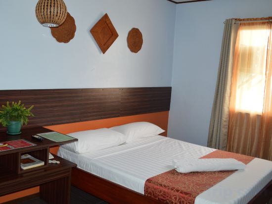 Andy Hotel Room Type - Adorable Standard Room
