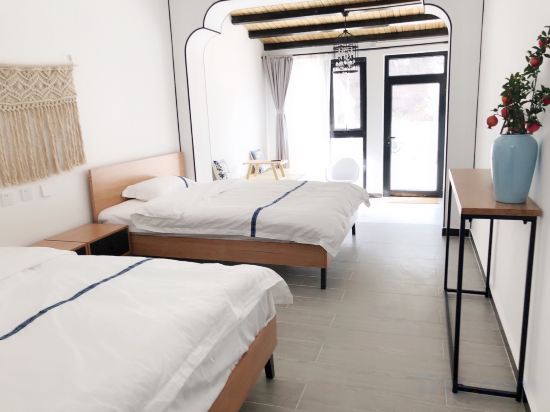 Valley Hotel Room Type - Valley Twin Room