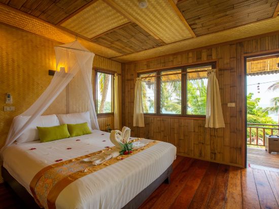 Railay Garden View Resort Room Type - Bungalow with Sea View Non smoking