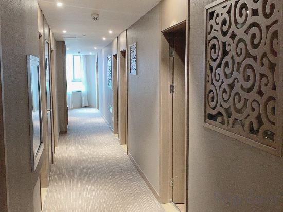 Others 3, Yadu Hotel, Shanghai
