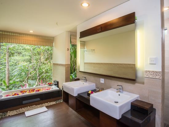 Kori Ubud Resort, Spa & Restaurant - Tap to explore photos