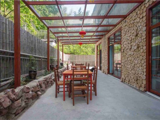 Others 4, Changronglou Guesthouse, Zhangjiajie