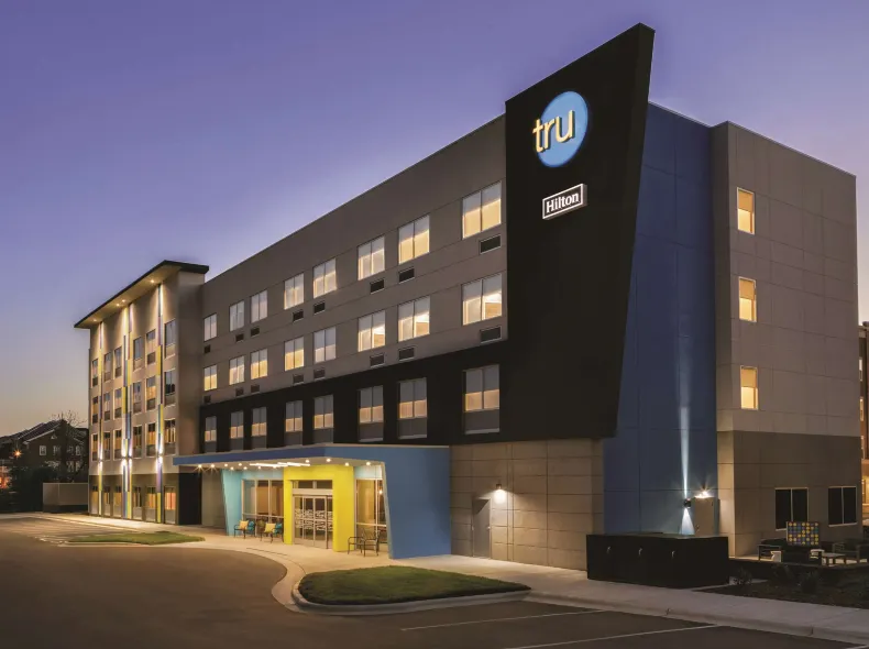 Tru by Hilton Charlotte Ayrsley NC