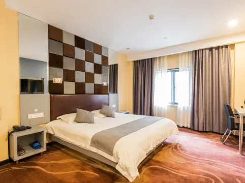 Zsmart Hotel (Shanghai Train Station Zhongshan North Road Subway Station)